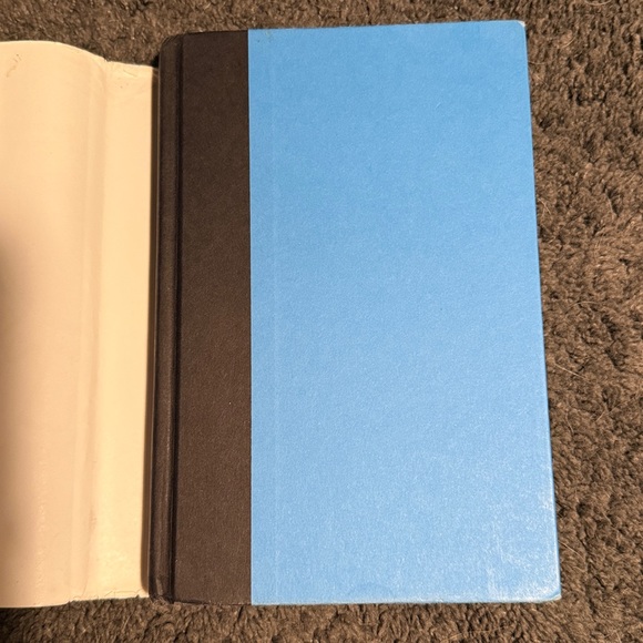 Wonder by R.J. Palacio Book - Picture 7 of 8